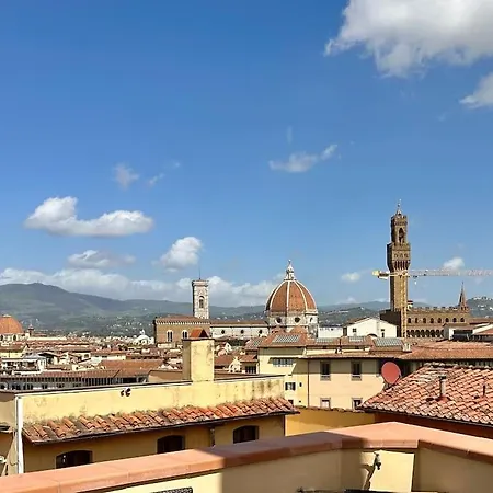 Rooftop - Jacuzzi & Panoramic View Apartment Florence