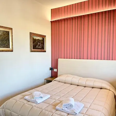 Appartamento Rooftop Apt - Jacuzzi & Panoramic View *